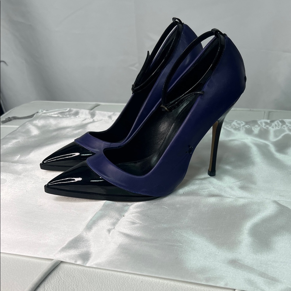 Manolo Blahnik Black and Blue Heels